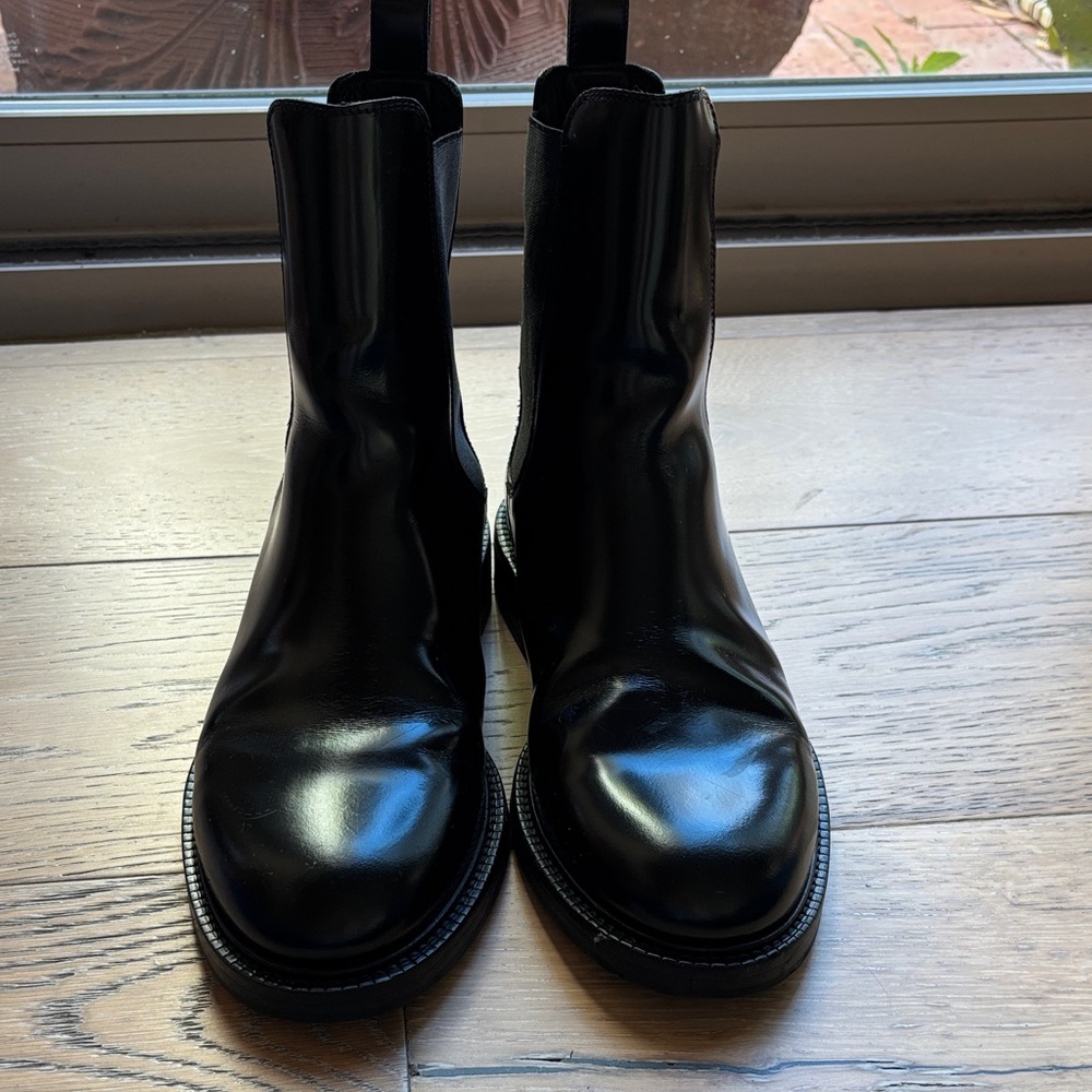 ALOHAS Glossy Black Men's Boots